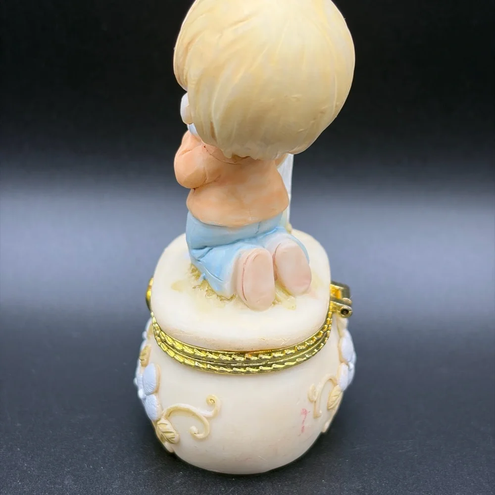 ***NOT AVAILABLE*** Precious Moments Little Boy With Cross Trinket Box - Picture 3 of 12